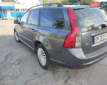 Серый Вольво В50, объемом двигателя 1.56 л и пробегом 270 тыс. км за 7356 $, фото 6 на Automoto.ua