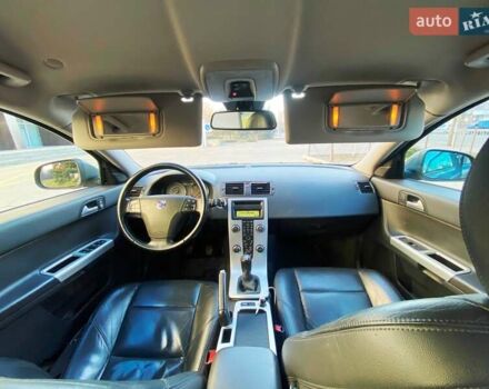 Серый Вольво В50, объемом двигателя 1.6 л и пробегом 270 тыс. км за 6800 $, фото 15 на Automoto.ua