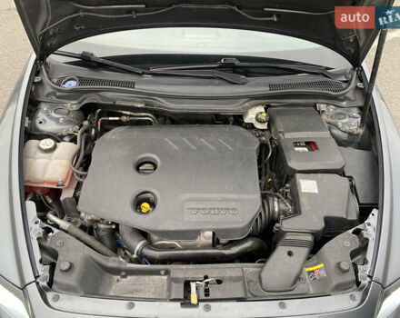 Вольво В50 2010 в Киеве на Automoto.ua Серый Вольво В50, объемом двигателя 1.56 л и пробегом 277 тыс. км за 9350 $, фото 29 на Automoto.ua