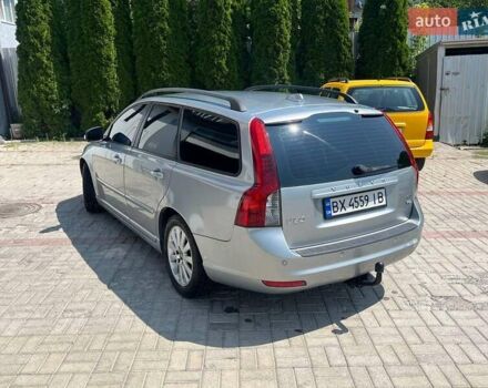 Серый Вольво В50, объемом двигателя 1.56 л и пробегом 246 тыс. км за 7400 $, фото 4 на Automoto.ua