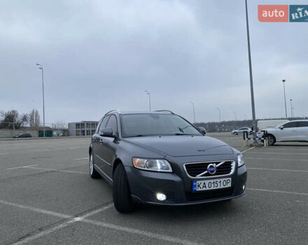 Вольво В50 2010 в Киеве на Automoto.ua Серый Вольво В50, объемом двигателя 1.56 л и пробегом 277 тыс. км за 9350 $, фото 8 на Automoto.ua