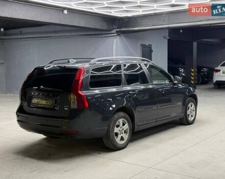 Серый Вольво В50, объемом двигателя 1.6 л и пробегом 252 тыс. км за 7200 $, фото 5 на Automoto.ua