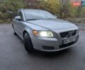 Серый Вольво В50, объемом двигателя 1.6 л и пробегом 273 тыс. км за 7300 $, фото 2 на Automoto.ua