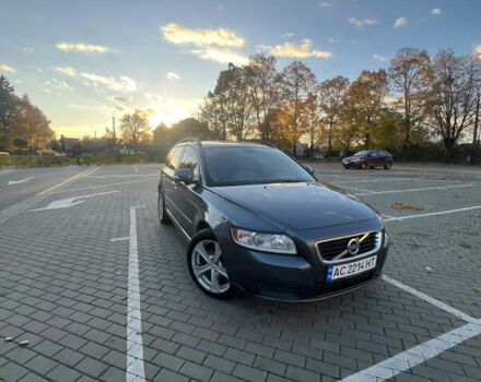 Вольво В50 2010 в Луцке на Automoto.ua Серый Вольво В50, объемом двигателя 1.6 л и пробегом 280 тыс. км за 8600 $, фото 6 на Automoto.ua