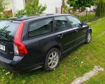 Сірий Вольво V50, об'ємом двигуна 2 л та пробігом 247 тис. км за 7200 $, фото 4 на Automoto.ua