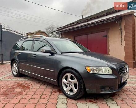 Серый Вольво В50, объемом двигателя 1.6 л и пробегом 219 тыс. км за 6650 $, фото 3 на Automoto.ua