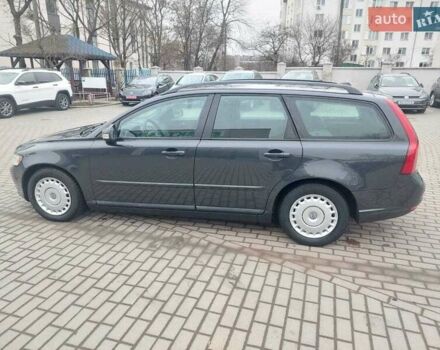 Серый Вольво В50, объемом двигателя 1.6 л и пробегом 251 тыс. км за 6000 $, фото 6 на Automoto.ua