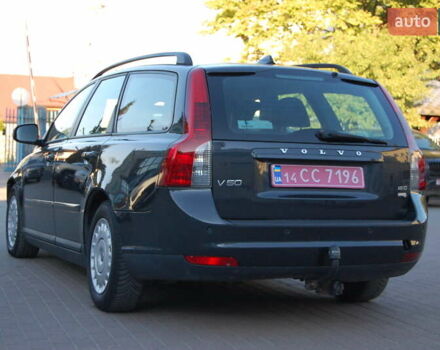 Сірий Вольво V50, об'ємом двигуна 1.6 л та пробігом 251 тис. км за 6100 $, фото 5 на Automoto.ua
