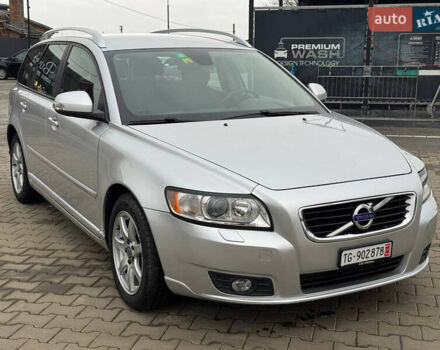 Сірий Вольво V50, об'ємом двигуна 0 л та пробігом 227 тис. км за 10300 $, фото 8 на Automoto.ua