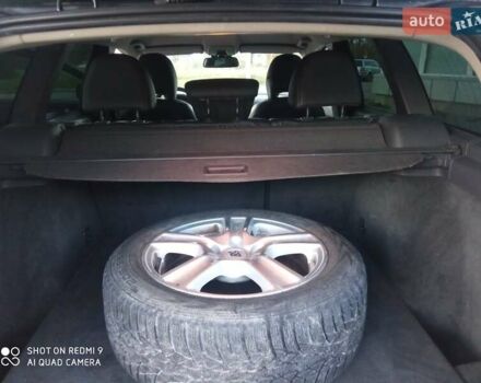 Вольво В50 2010 в Самборе на Automoto.ua Серый Вольво В50, объемом двигателя 1.6 л и пробегом 251 тыс. км за 7200 $, фото 17 на Automoto.ua