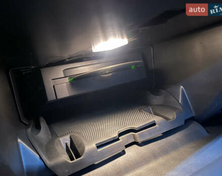 Вольво В50 2010 в Стрые на Automoto.ua Серый Вольво В50, объемом двигателя 1.6 л и пробегом 260 тыс. км за 6650 $, фото 51 на Automoto.ua