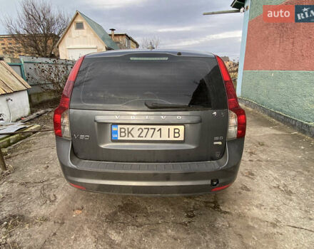 Сірий Вольво V50, об'ємом двигуна 1.6 л та пробігом 285 тис. км за 7400 $, фото 5 на Automoto.ua
