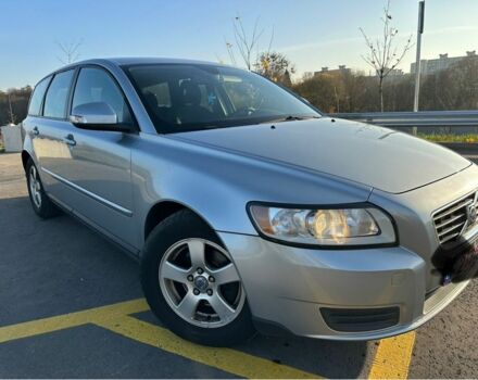 Серый Вольво В50, объемом двигателя 1.6 л и пробегом 214 тыс. км за 3484 $, фото 1 на Automoto.ua