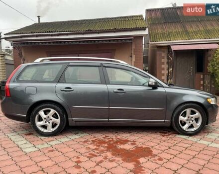 Серый Вольво В50, объемом двигателя 1.6 л и пробегом 219 тыс. км за 6650 $, фото 5 на Automoto.ua