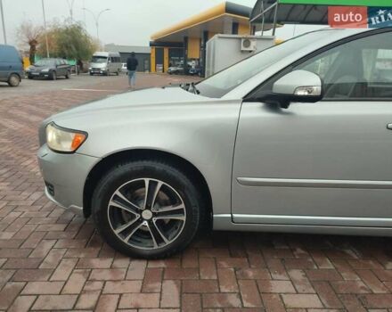 Сірий Вольво V50, об'ємом двигуна 1.6 л та пробігом 303 тис. км за 7399 $, фото 7 на Automoto.ua