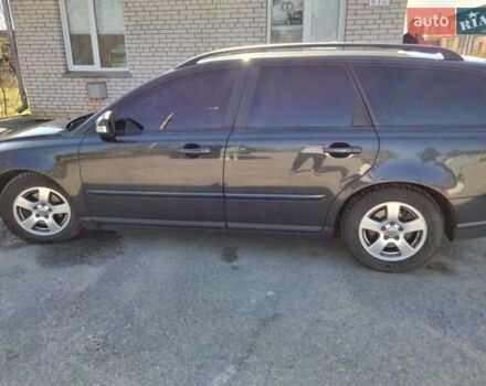 Серый Вольво В50, объемом двигателя 1.56 л и пробегом 280 тыс. км за 7800 $, фото 5 на Automoto.ua