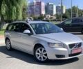 Серый Вольво В50, объемом двигателя 1.6 л и пробегом 260 тыс. км за 7800 $, фото 3 на Automoto.ua