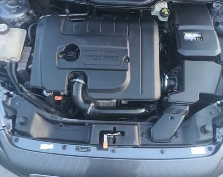 Серый Вольво В50, объемом двигателя 1.6 л и пробегом 305 тыс. км за 7150 $, фото 39 на Automoto.ua