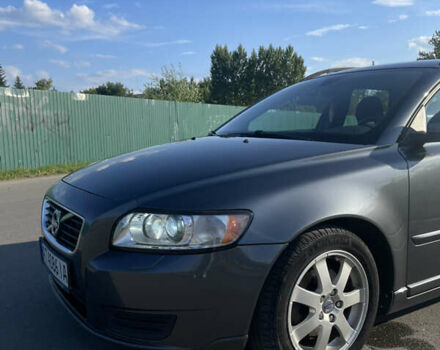 Вольво В50 2010 в Ивано-Франковске на Automoto.ua Серый Вольво В50, объемом двигателя 1.6 л и пробегом 250 тыс. км за 7900 $, фото 2 на Automoto.ua