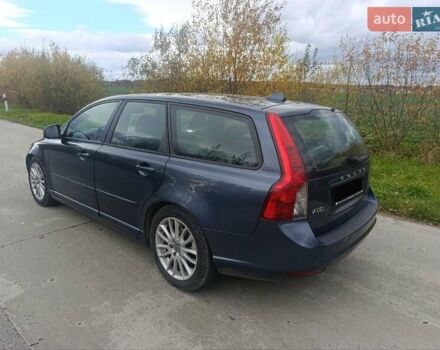 Сірий Вольво V50, об'ємом двигуна 1.6 л та пробігом 296 тис. км за 7100 $, фото 4 на Automoto.ua
