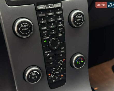 Серый Вольво В50, объемом двигателя 1.6 л и пробегом 240 тыс. км за 7999 $, фото 57 на Automoto.ua