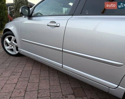 Серый Вольво В50, объемом двигателя 1.6 л и пробегом 229 тыс. км за 7950 $, фото 34 на Automoto.ua