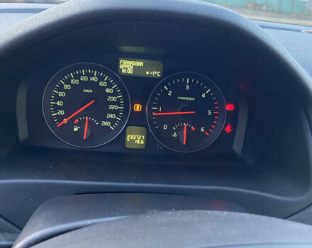 Серый Вольво В50, объемом двигателя 1.6 л и пробегом 234 тыс. км за 7400 $, фото 13 на Automoto.ua