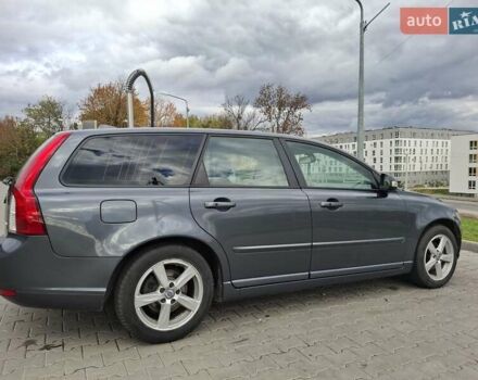 Сірий Вольво V50, об'ємом двигуна 1.56 л та пробігом 277 тис. км за 8699 $, фото 9 на Automoto.ua