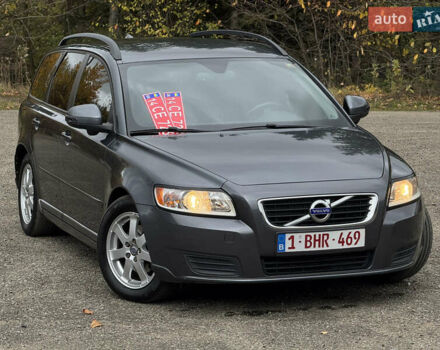 Серый Вольво В50, объемом двигателя 1.6 л и пробегом 240 тыс. км за 7999 $, фото 13 на Automoto.ua