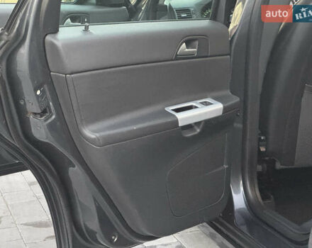 Серый Вольво В50, объемом двигателя 1.6 л и пробегом 218 тыс. км за 8500 $, фото 110 на Automoto.ua