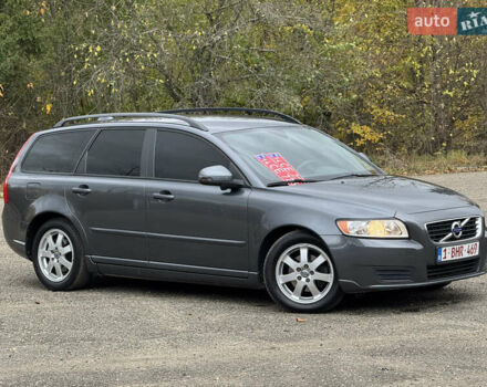 Серый Вольво В50, объемом двигателя 1.6 л и пробегом 240 тыс. км за 7999 $, фото 19 на Automoto.ua