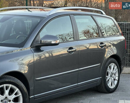 Серый Вольво В50, объемом двигателя 1.6 л и пробегом 218 тыс. км за 8500 $, фото 21 на Automoto.ua