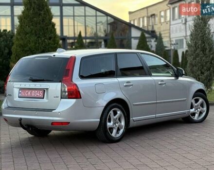 Серый Вольво В50, объемом двигателя 1.6 л и пробегом 229 тыс. км за 7950 $, фото 40 на Automoto.ua