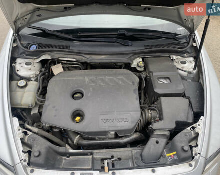 Серый Вольво В50, объемом двигателя 1.56 л и пробегом 220 тыс. км за 6800 $, фото 10 на Automoto.ua