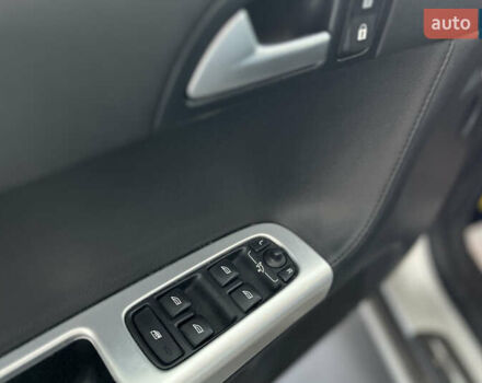 Серый Вольво В50, объемом двигателя 1.56 л и пробегом 324 тыс. км за 8000 $, фото 11 на Automoto.ua