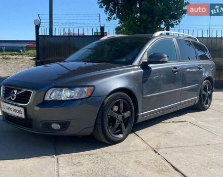 Серый Вольво В50, объемом двигателя 1.56 л и пробегом 224 тыс. км за 6990 $, фото 2 на Automoto.ua