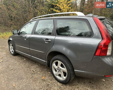 Сірий Вольво V50, об'ємом двигуна 1.6 л та пробігом 316 тис. км за 7800 $, фото 8 на Automoto.ua