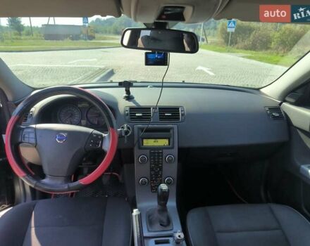 Сірий Вольво V50, об'ємом двигуна 1.6 л та пробігом 350 тис. км за 7200 $, фото 8 на Automoto.ua