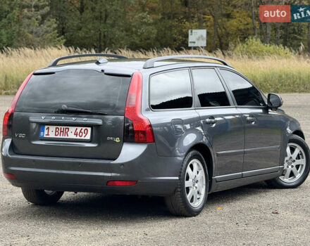 Серый Вольво В50, объемом двигателя 1.6 л и пробегом 240 тыс. км за 7999 $, фото 9 на Automoto.ua