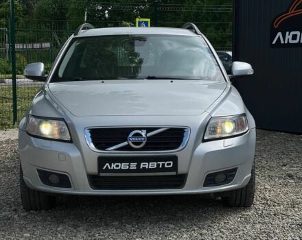 Серый Вольво В50, объемом двигателя 1.6 л и пробегом 250 тыс. км за 8000 $, фото 10 на Automoto.ua