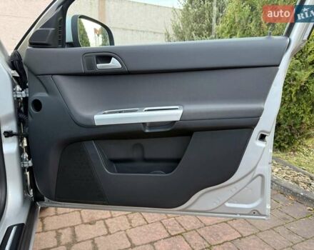 Серый Вольво В50, объемом двигателя 1.6 л и пробегом 229 тыс. км за 7950 $, фото 88 на Automoto.ua