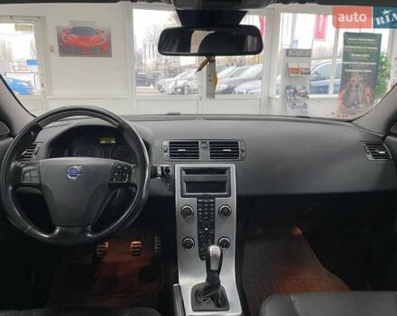 Серый Вольво В50, объемом двигателя 1.56 л и пробегом 227 тыс. км за 6690 $, фото 24 на Automoto.ua