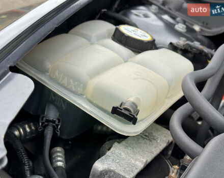 Серый Вольво В50, объемом двигателя 1.6 л и пробегом 240 тыс. км за 7999 $, фото 86 на Automoto.ua