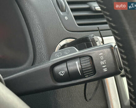 Серый Вольво В50, объемом двигателя 1.6 л и пробегом 218 тыс. км за 8500 $, фото 116 на Automoto.ua