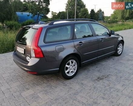 Серый Вольво В50, объемом двигателя 1.6 л и пробегом 199 тыс. км за 8299 $, фото 58 на Automoto.ua