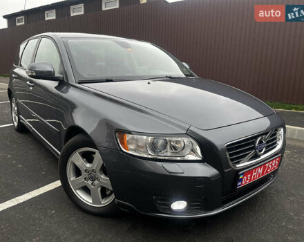 Серый Вольво В50, объемом двигателя 2 л и пробегом 205 тыс. км за 9200 $, фото 29 на Automoto.ua