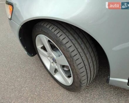 Серый Вольво В50, объемом двигателя 1.56 л и пробегом 224 тыс. км за 9699 $, фото 78 на Automoto.ua