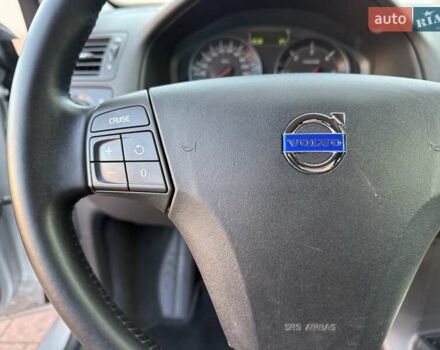 Серый Вольво В50, объемом двигателя 1.6 л и пробегом 229 тыс. км за 7950 $, фото 71 на Automoto.ua