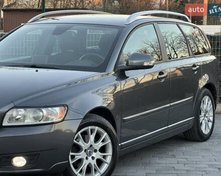 Серый Вольво В50, объемом двигателя 1.6 л и пробегом 218 тыс. км за 8500 $, фото 18 на Automoto.ua