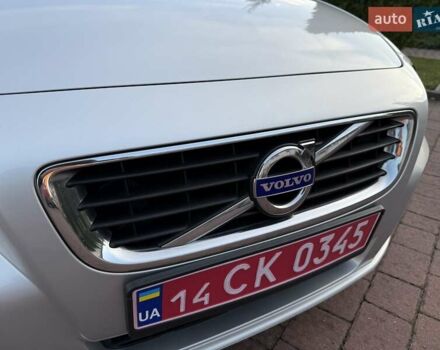 Серый Вольво В50, объемом двигателя 1.6 л и пробегом 229 тыс. км за 7950 $, фото 11 на Automoto.ua